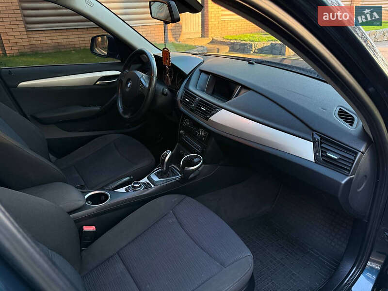 Внедорожник / Кроссовер BMW X1 2012 в Чернигове