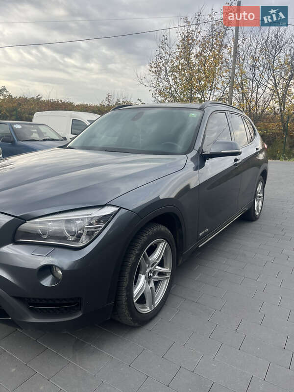 Внедорожник / Кроссовер BMW X1 2012 в Мукачево фото 3 Внедорожник / Кроссовер BMW X1 2012 в Мукачево