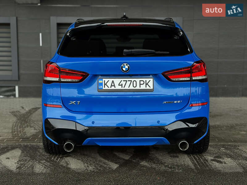 Внедорожник / Кроссовер BMW X1 2021 в Киеве