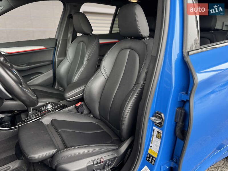 Внедорожник / Кроссовер BMW X1 2021 в Киеве