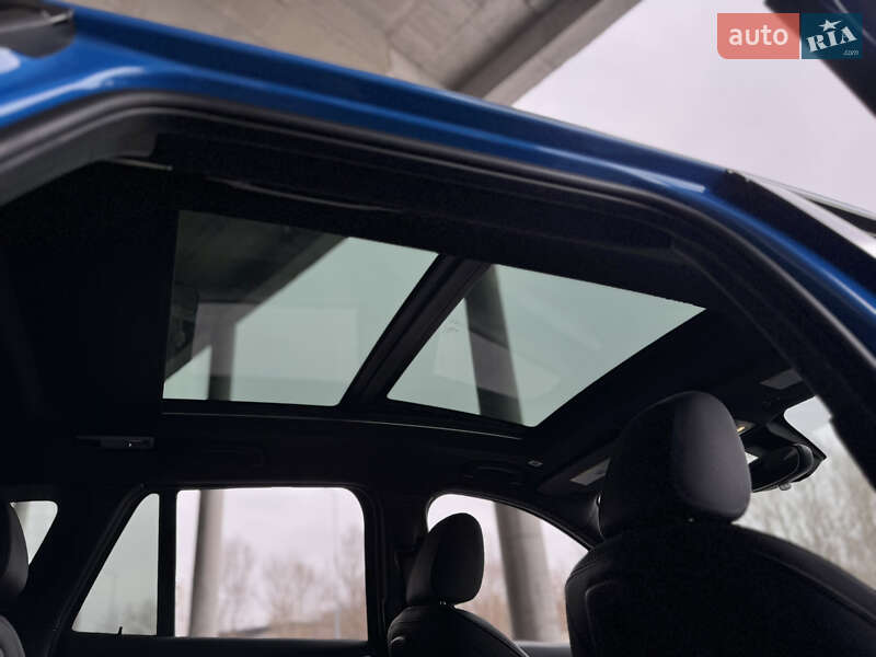 Внедорожник / Кроссовер BMW X1 2021 в Киеве