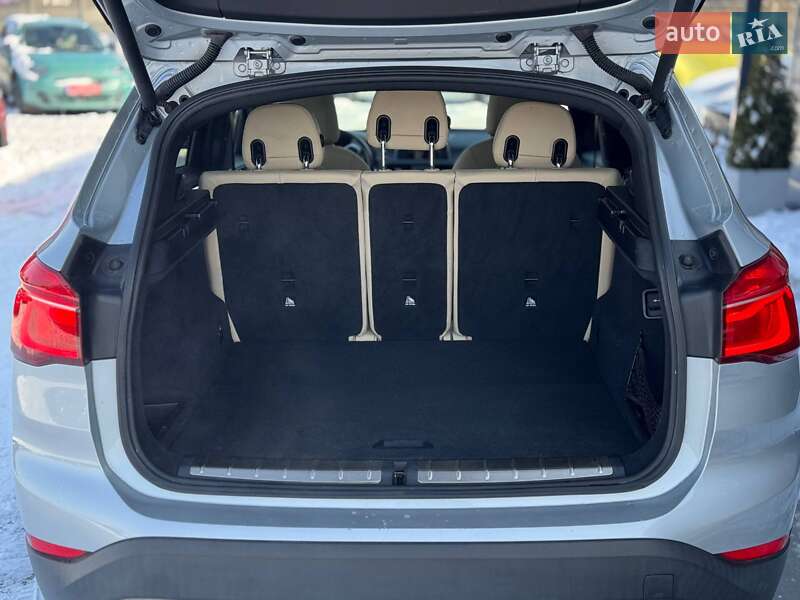 Позашляховик / Кросовер BMW X1 2017 в Рівному