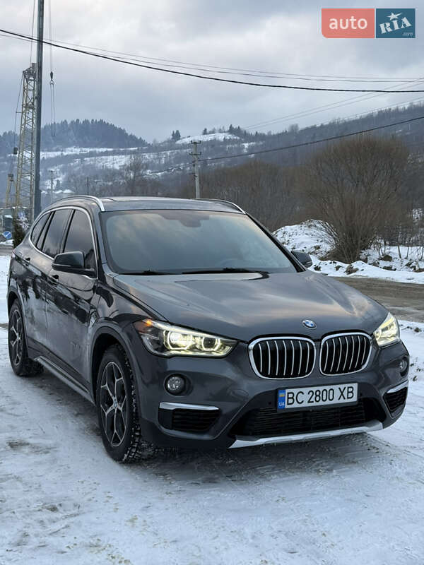 Позашляховик / Кросовер BMW X1 2015 в Львові фото 3 Позашляховик / Кросовер BMW X1 2015 в Львові