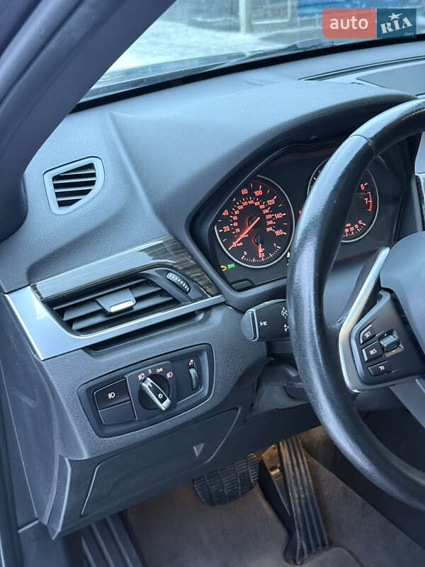 Позашляховик / Кросовер BMW X1 2015 в Львові фото 36 Позашляховик / Кросовер BMW X1 2015 в Львові