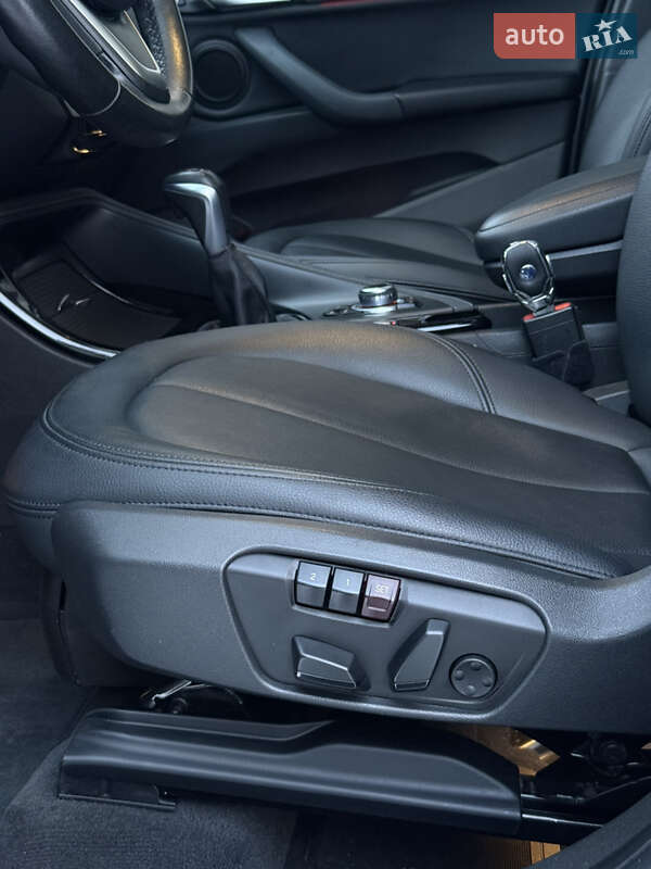 Позашляховик / Кросовер BMW X1 2015 в Львові фото 41 Позашляховик / Кросовер BMW X1 2015 в Львові