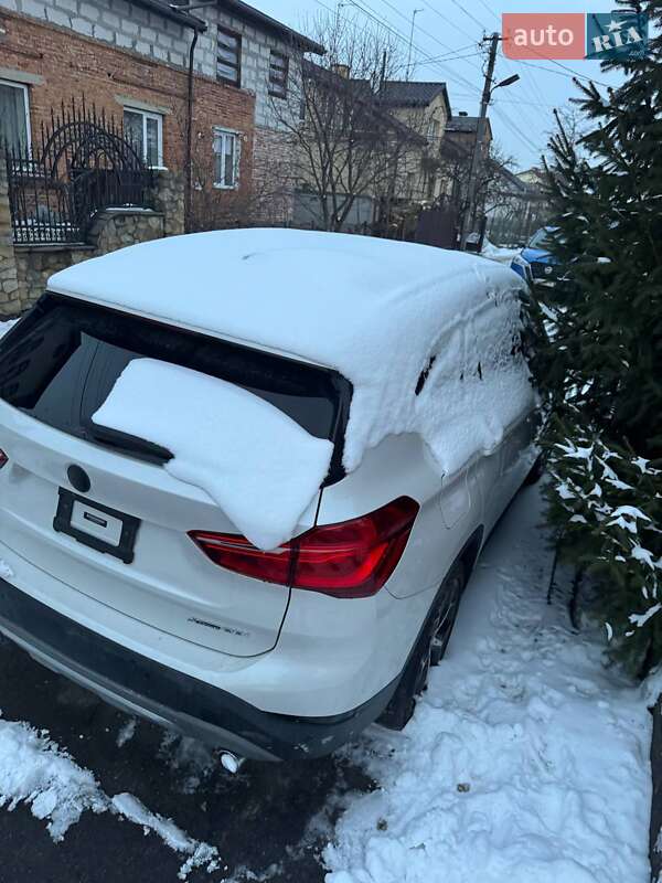 Внедорожник / Кроссовер BMW X1 2018 в Львове