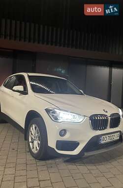 Внедорожник / Кроссовер BMW X1 2017 в Ужгороде