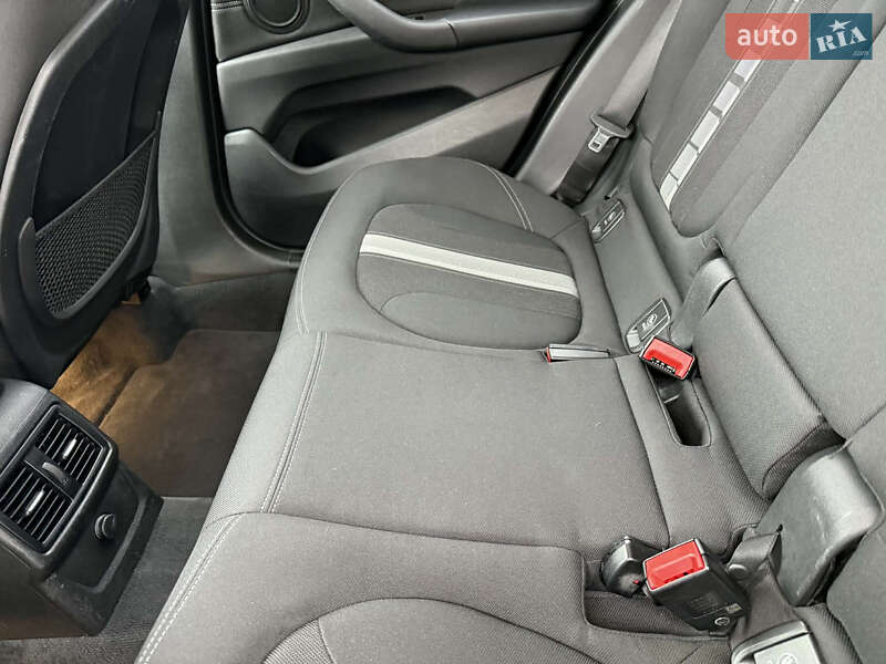 Внедорожник / Кроссовер BMW X1 2017 в Киеве фото 11 Внедорожник / Кроссовер BMW X1 2017 в Киеве