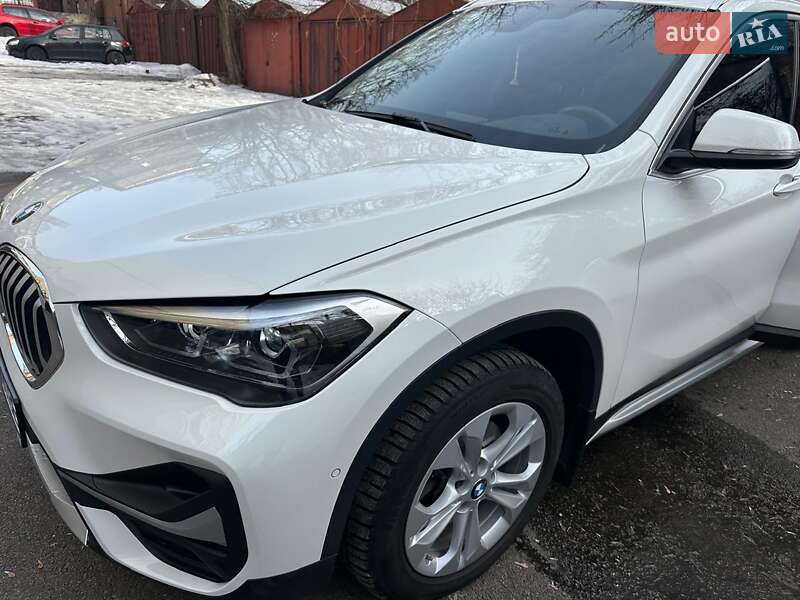 Позашляховик / Кросовер BMW X1 2020 в Києві