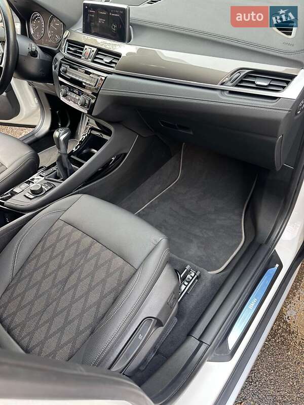 Позашляховик / Кросовер BMW X1 2020 в Києві