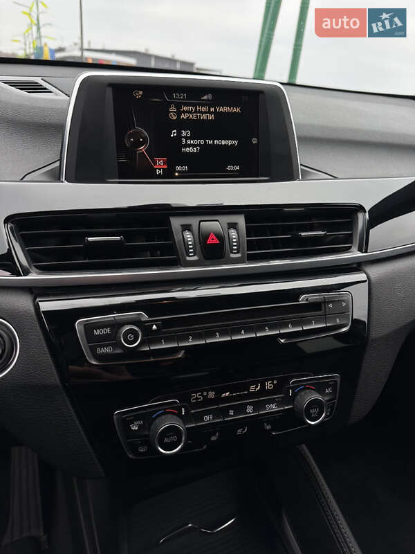 Внедорожник / Кроссовер BMW X1 2016 в Одессе фото 13 Внедорожник / Кроссовер BMW X1 2016 в Одессе