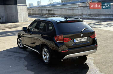 Внедорожник / Кроссовер BMW X1 2010 в Киеве