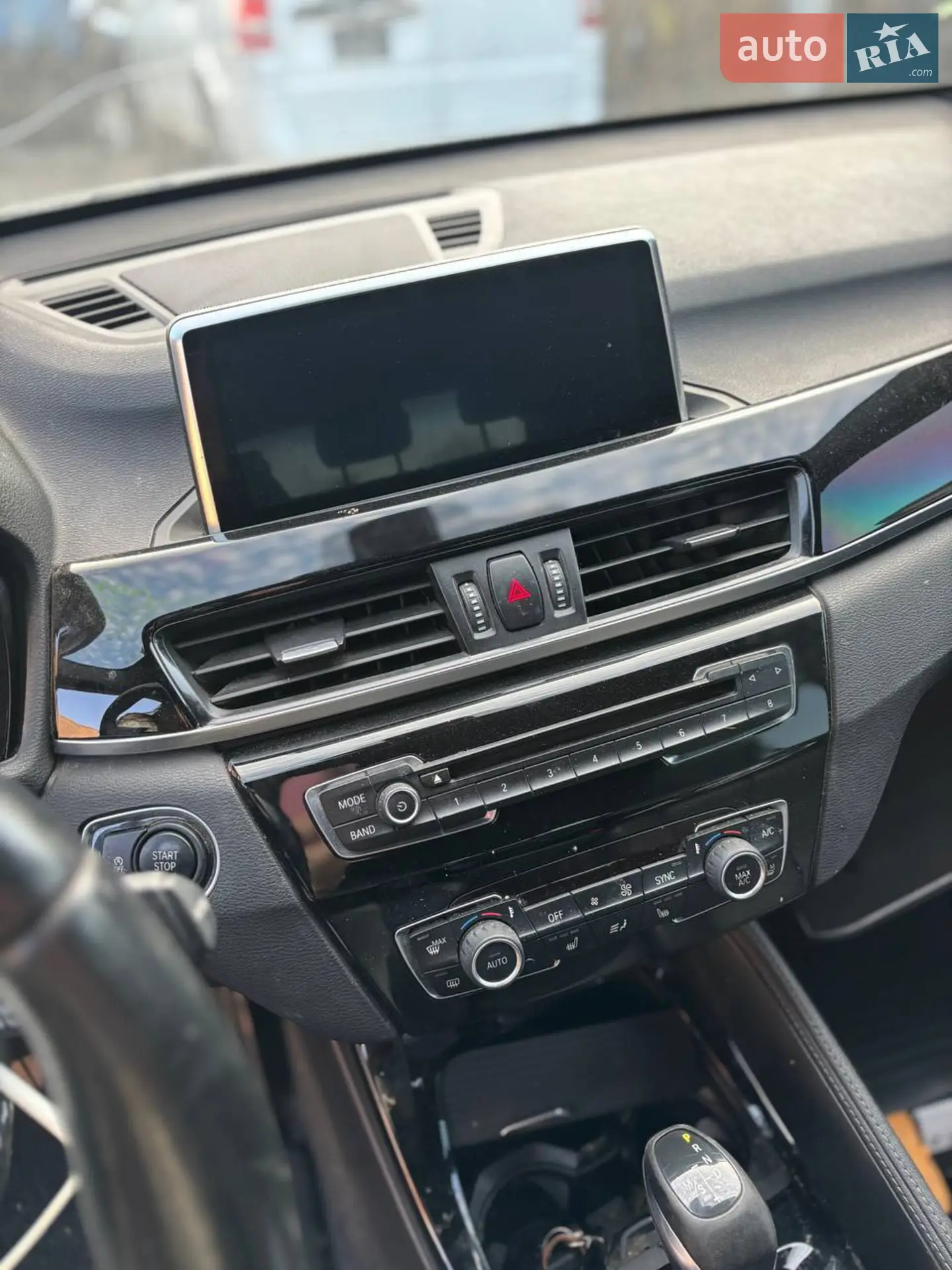 2016 BMW X1 - мініатюра 28