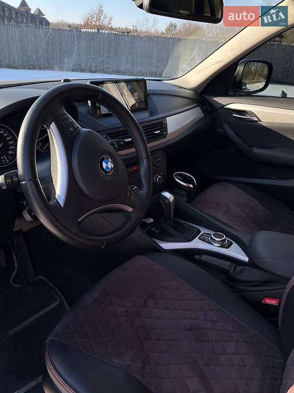 Позашляховик / Кросовер BMW X1 2011 в Києві