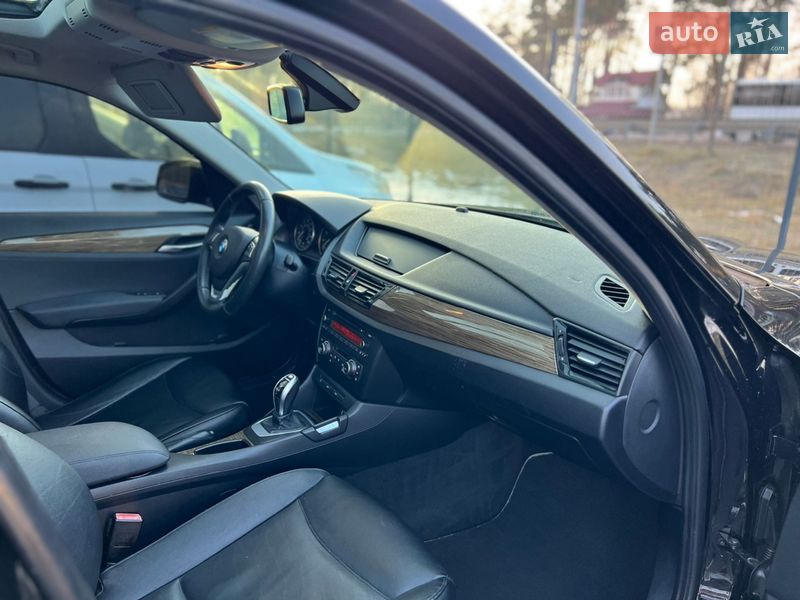 Внедорожник / Кроссовер BMW X1 2012 в Бродах