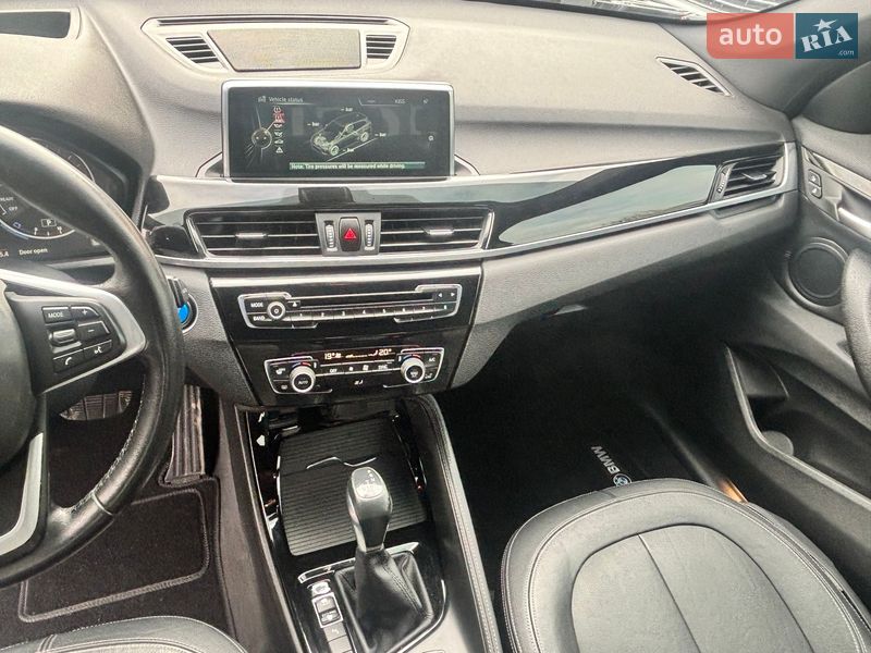 Внедорожник / Кроссовер BMW X1 2016 в Львове