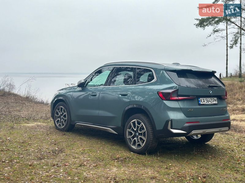 Внедорожник / Кроссовер BMW X1 2023 в Киеве