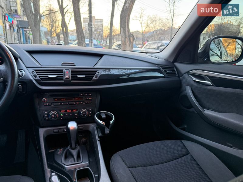 Внедорожник / Кроссовер BMW X1 2012 в Николаеве