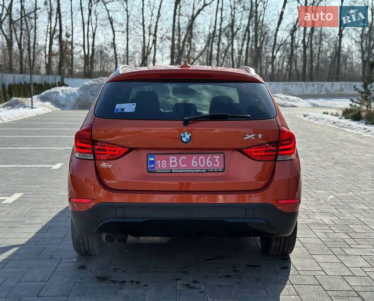 Внедорожник / Кроссовер BMW X1 2013 в Луцке
