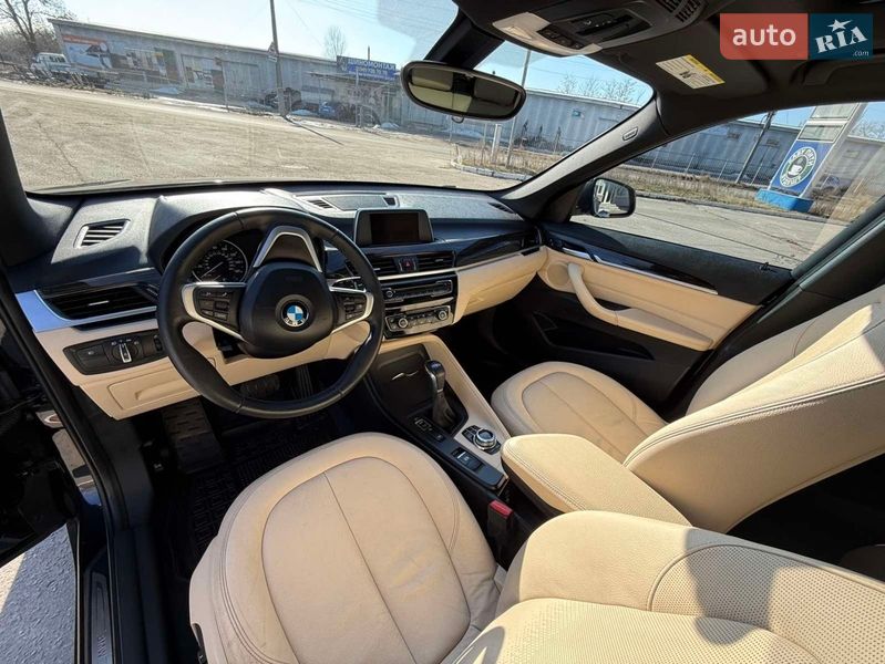 Внедорожник / Кроссовер BMW X1 2017 в Кременчуге