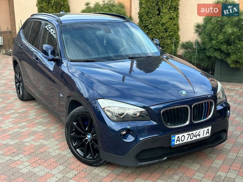 Внедорожник / Кроссовер BMW X1 2011 в Мукачево