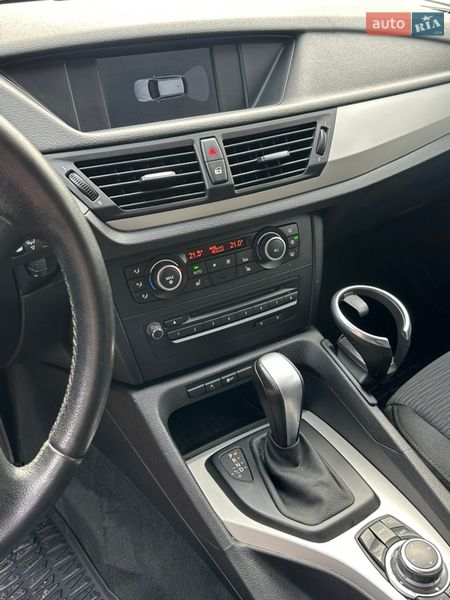 Внедорожник / Кроссовер BMW X1 2011 в Мукачево