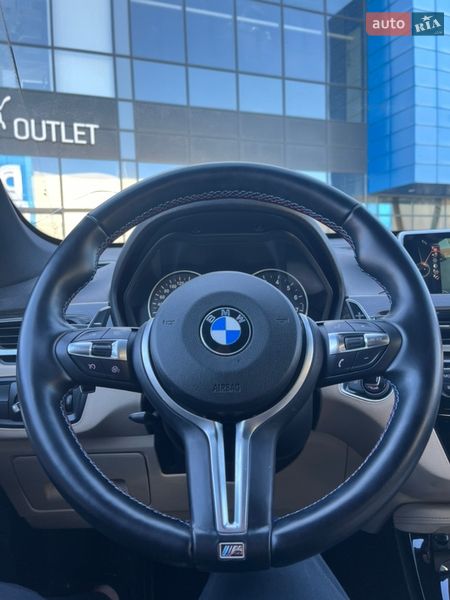 Внедорожник / Кроссовер BMW X1 2016 в Киеве