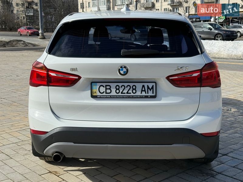 Позашляховик / Кросовер BMW X1 2016 в Києві