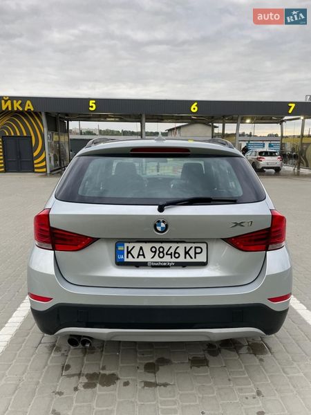 Внедорожник / Кроссовер BMW X1 2015 в Киеве