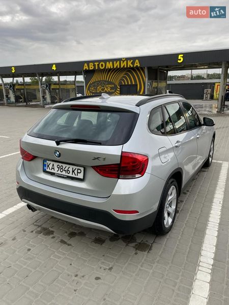Внедорожник / Кроссовер BMW X1 2015 в Киеве