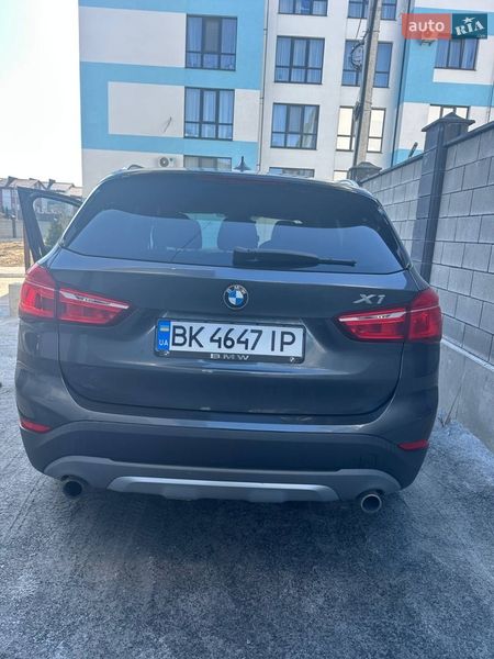 Внедорожник / Кроссовер BMW X1 2016 в Ровно