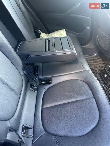 Внедорожник / Кроссовер BMW X1 2016 в Ровно