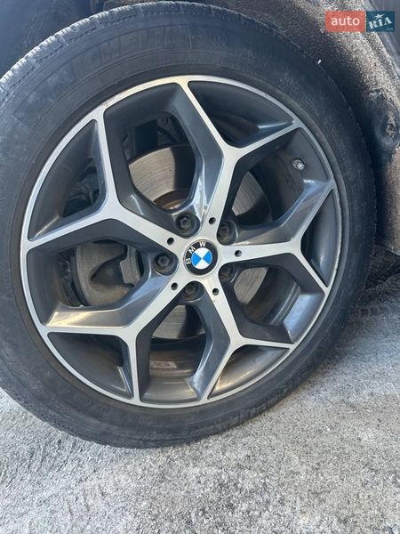 Внедорожник / Кроссовер BMW X1 2016 в Ровно