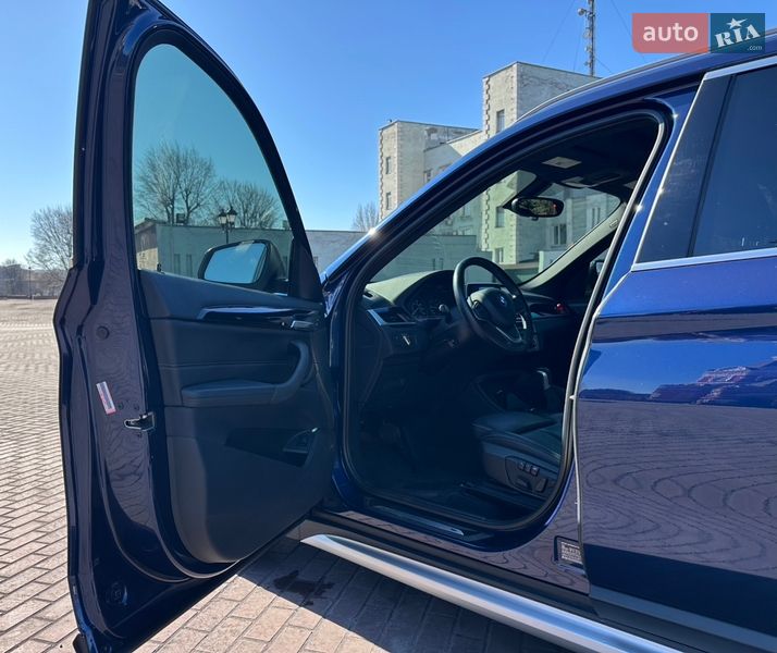 Внедорожник / Кроссовер BMW X1 2017 в Днепре