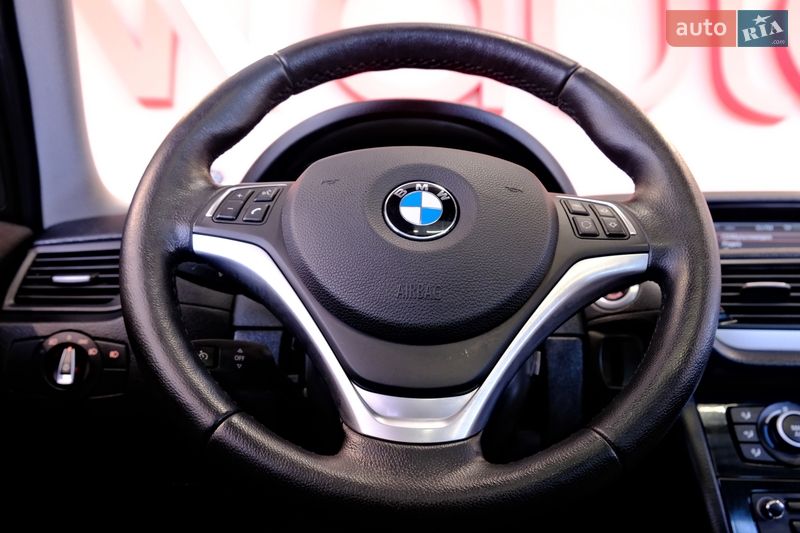 Внедорожник / Кроссовер BMW X1 2015 в Одессе