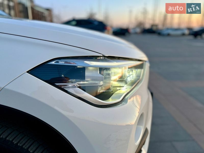 Внедорожник / Кроссовер BMW X1 2017 в Одессе