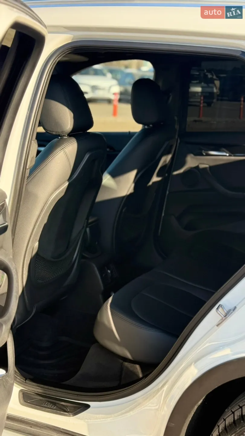 2015 BMW X1 - мініатюра 12