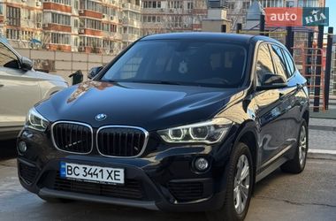 Позашляховик / Кросовер BMW X1 2017 в Харкові