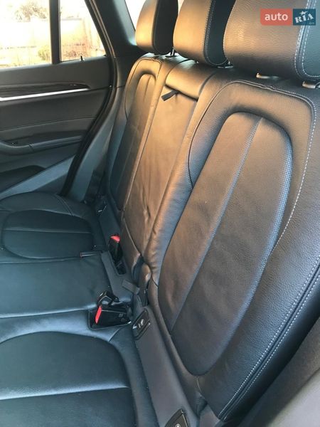 Внедорожник / Кроссовер BMW X1 2017 в Харькове