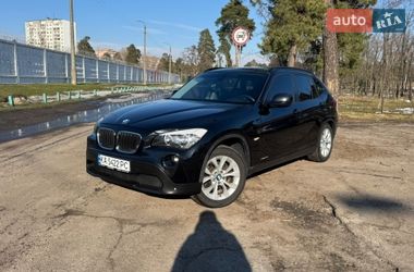 Внедорожник / Кроссовер BMW X1 2010 в Киеве