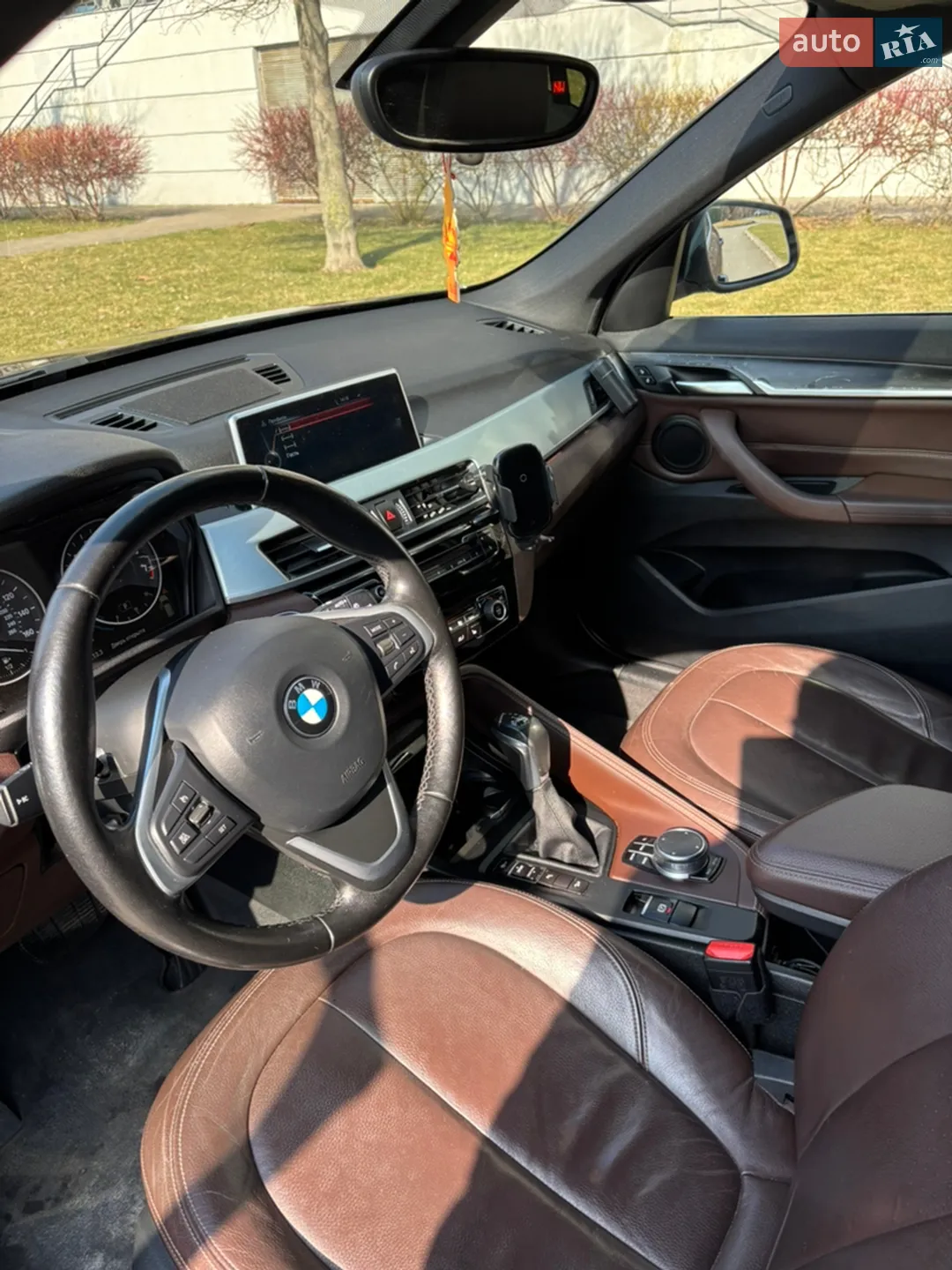 2016 BMW X1 - мініатюра 21