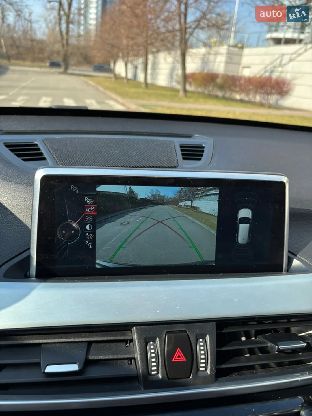 2016 BMW X1 - мініатюра 26