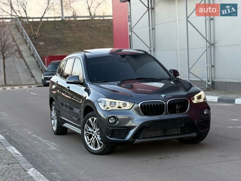 Внедорожник / Кроссовер BMW X1 2019 в Киеве