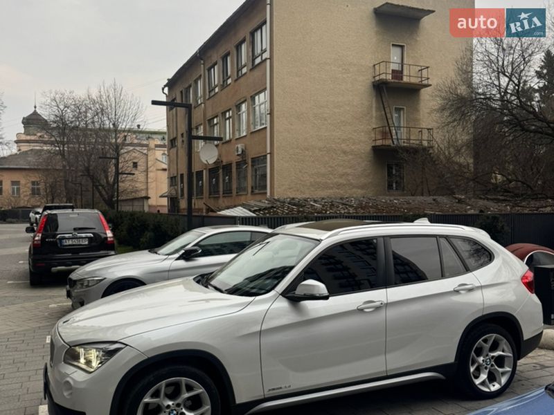Внедорожник / Кроссовер BMW X1 2013 в Ивано-Франковске