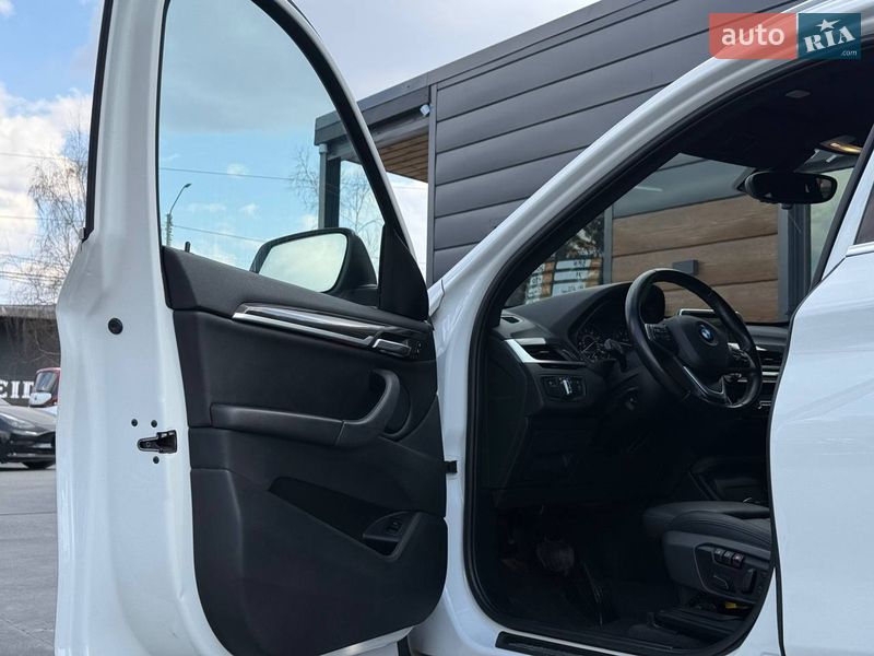 Позашляховик / Кросовер BMW X1 2017 в Рівному