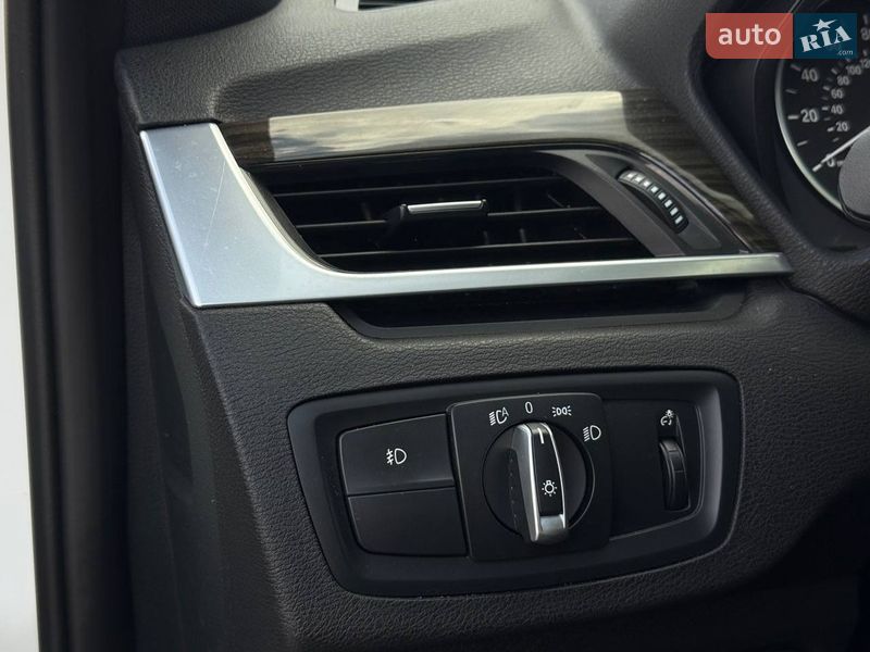 Позашляховик / Кросовер BMW X1 2017 в Рівному