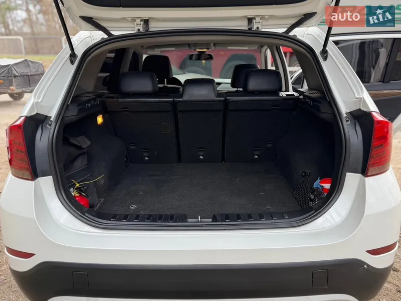 BMW X1 2012 VIN WBAVM1C50DVL64058 фото оголошення 12 з 74