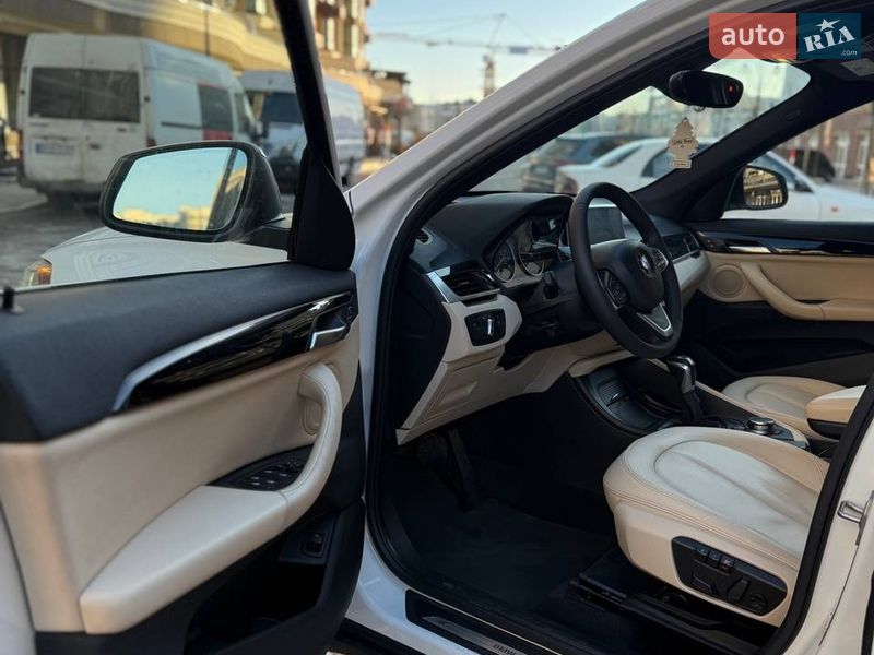 Позашляховик / Кросовер BMW X1 2018 в Києві фото 18 Позашляховик / Кросовер BMW X1 2018 в Києві