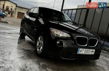 Внедорожник / Кроссовер BMW X1 2010 в Калуше