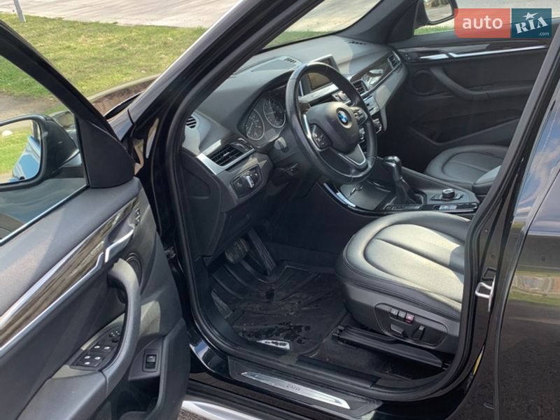 Внедорожник / Кроссовер BMW X1 2016 в Львове